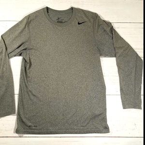 Nike drifit long sleeve men’s gray tshirt size medium